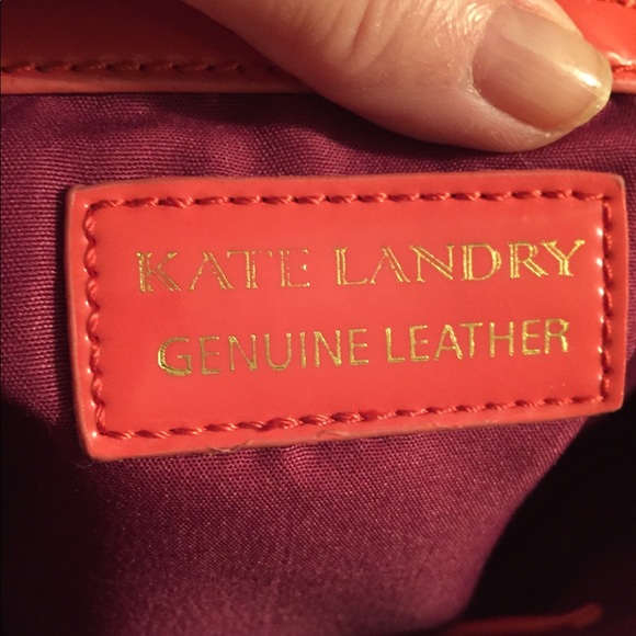 NWT Kate Landry Purse. SOLD - Picture 4 of 7